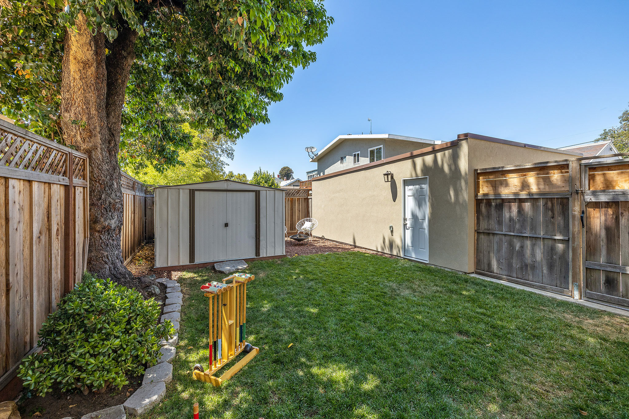 1115 Willow St, Alameda, California 94501, 2 Bedrooms Bedrooms, ,2 BathroomsBathrooms,Single Family,Active Listings,Willow,1249