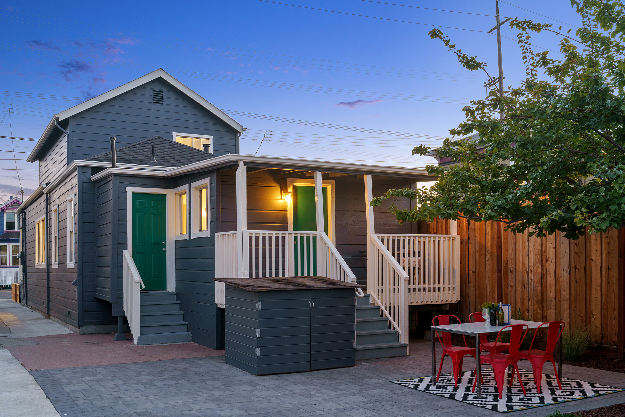2519 Clement Ave, Alameda, California 94501, 3 Bedrooms Bedrooms, ,2 BathroomsBathrooms,Single Family,Active Listings,Clement,1262